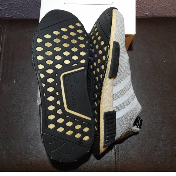 adidas NMD R1 Grey Camo Heel B37617 Size US Mens 8 - Picture 8 of 8